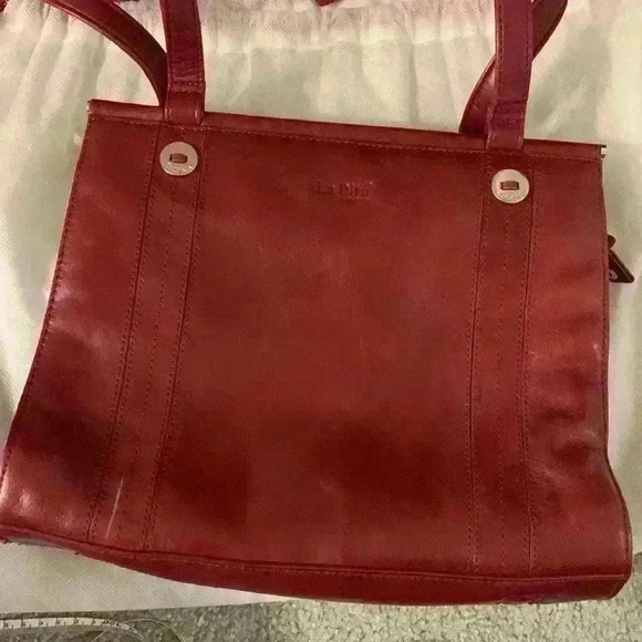 La Diva Burgundy  Purse - Picture 10 of 11